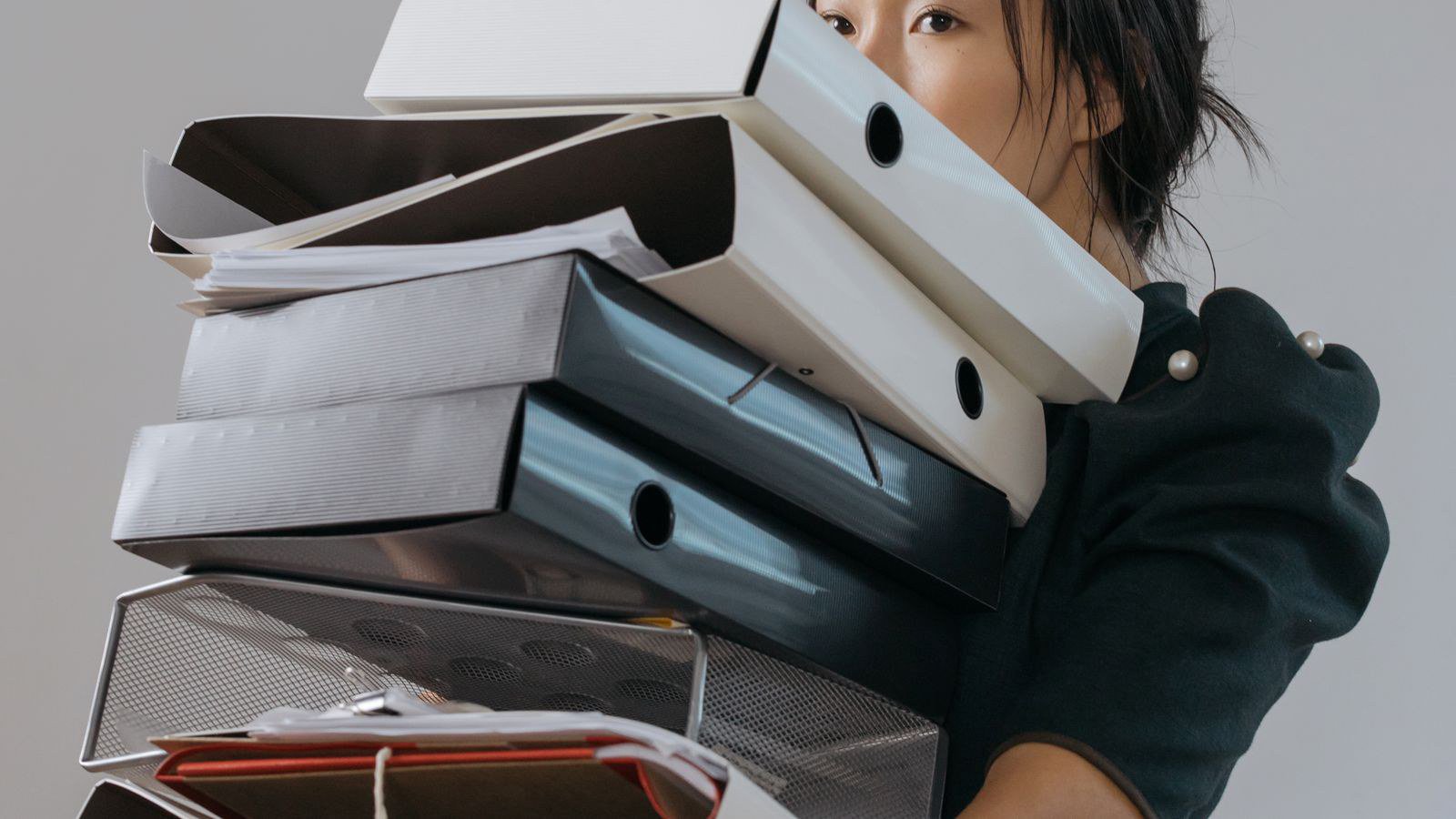 Sắp xếp hồ sơ trong hộp Sắp xếp hồ sơ trong hộp
